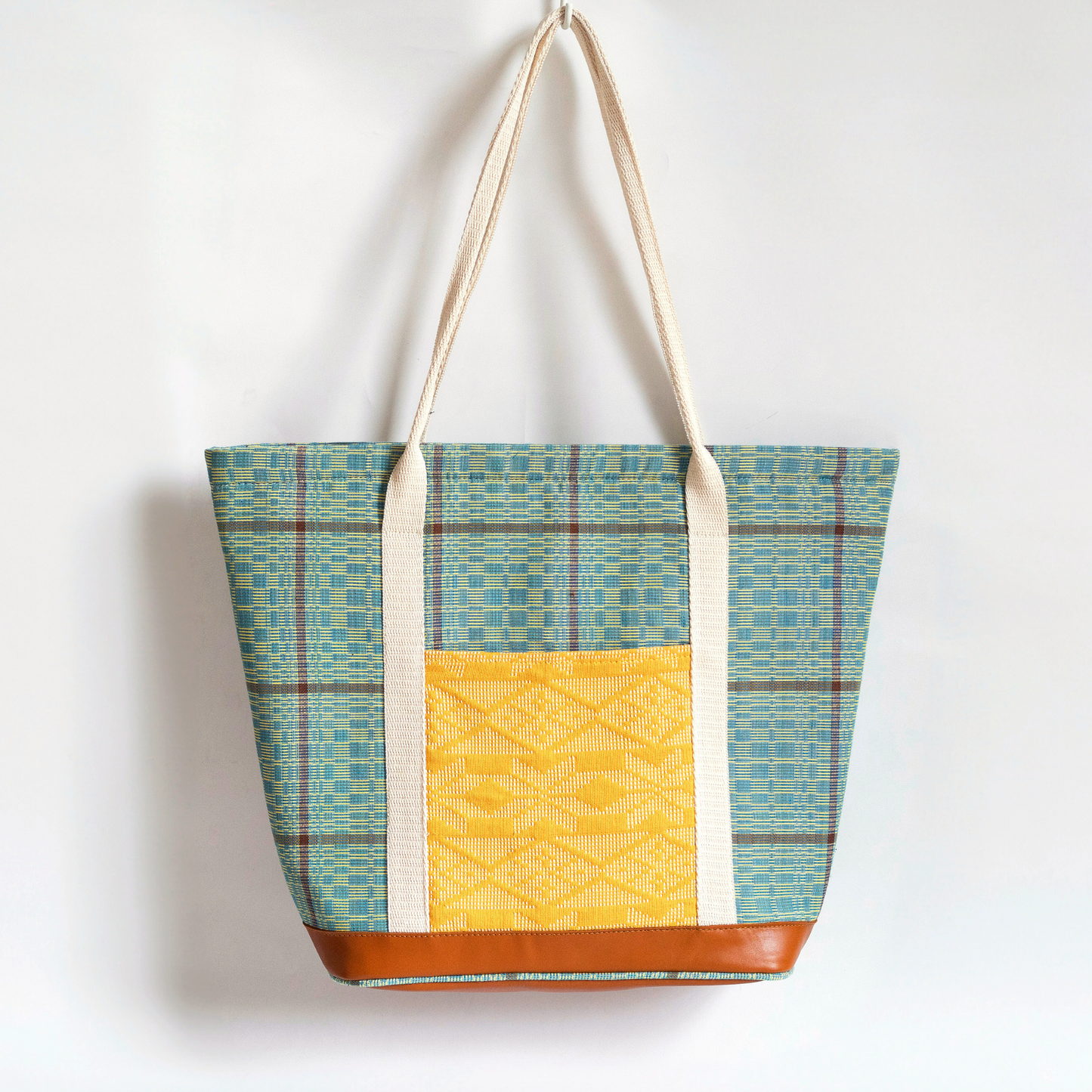 Malaya Carryall in Tan