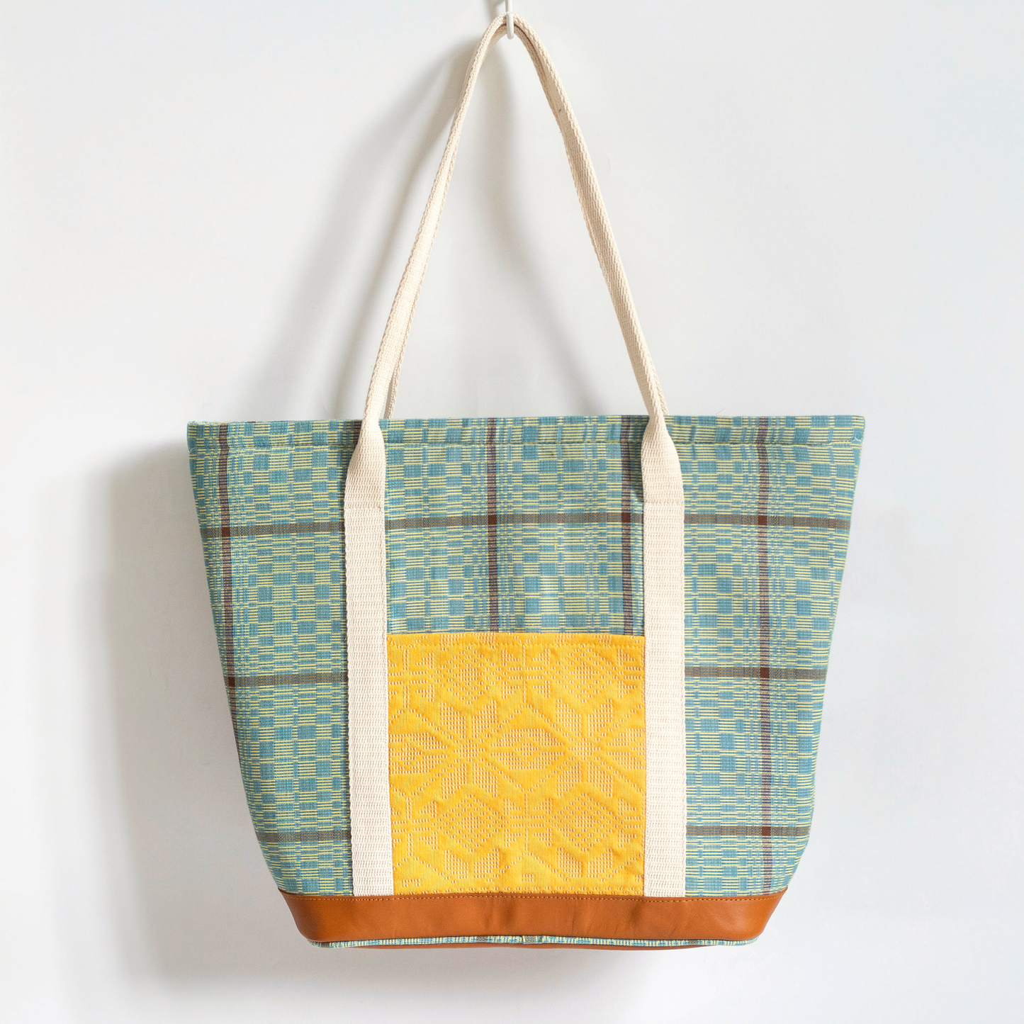 Malaya Carryall in Tan