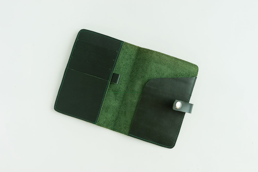 Lakbay Wallet (Moss Leather)