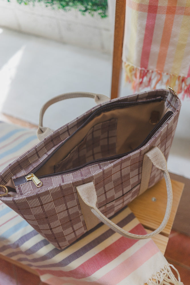 Malaya Mini in Abra Brown Box