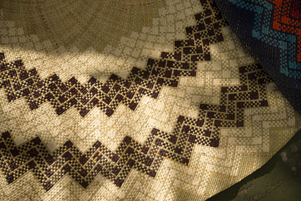 Natural Brown Circular Mat - Woven Crafts