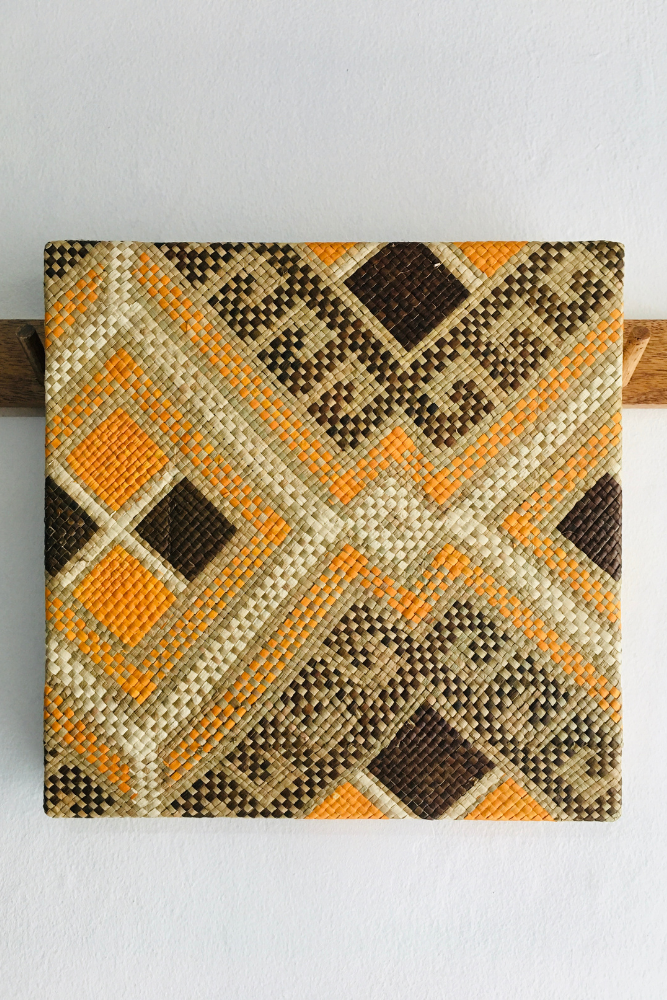 Square Banig Frames