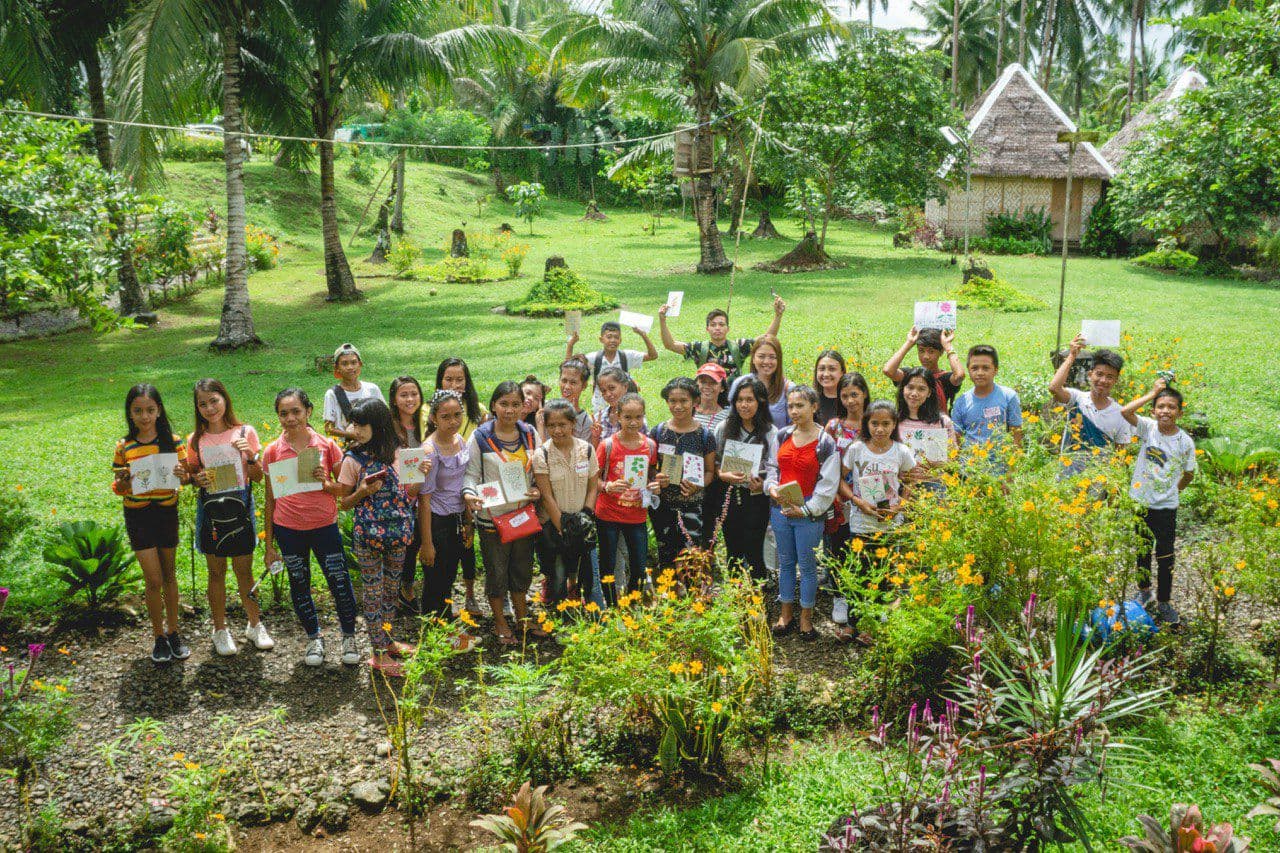 Kabataan Krafts Creativity Workbook (Vol. 1) - Woven Crafts