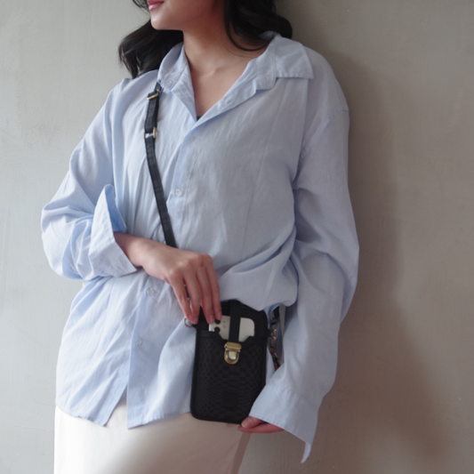 Liksi Sling in Black