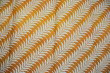 Load image into Gallery viewer, Orange Dahon-Dahon Rectangular Mat - Woven Crafts
